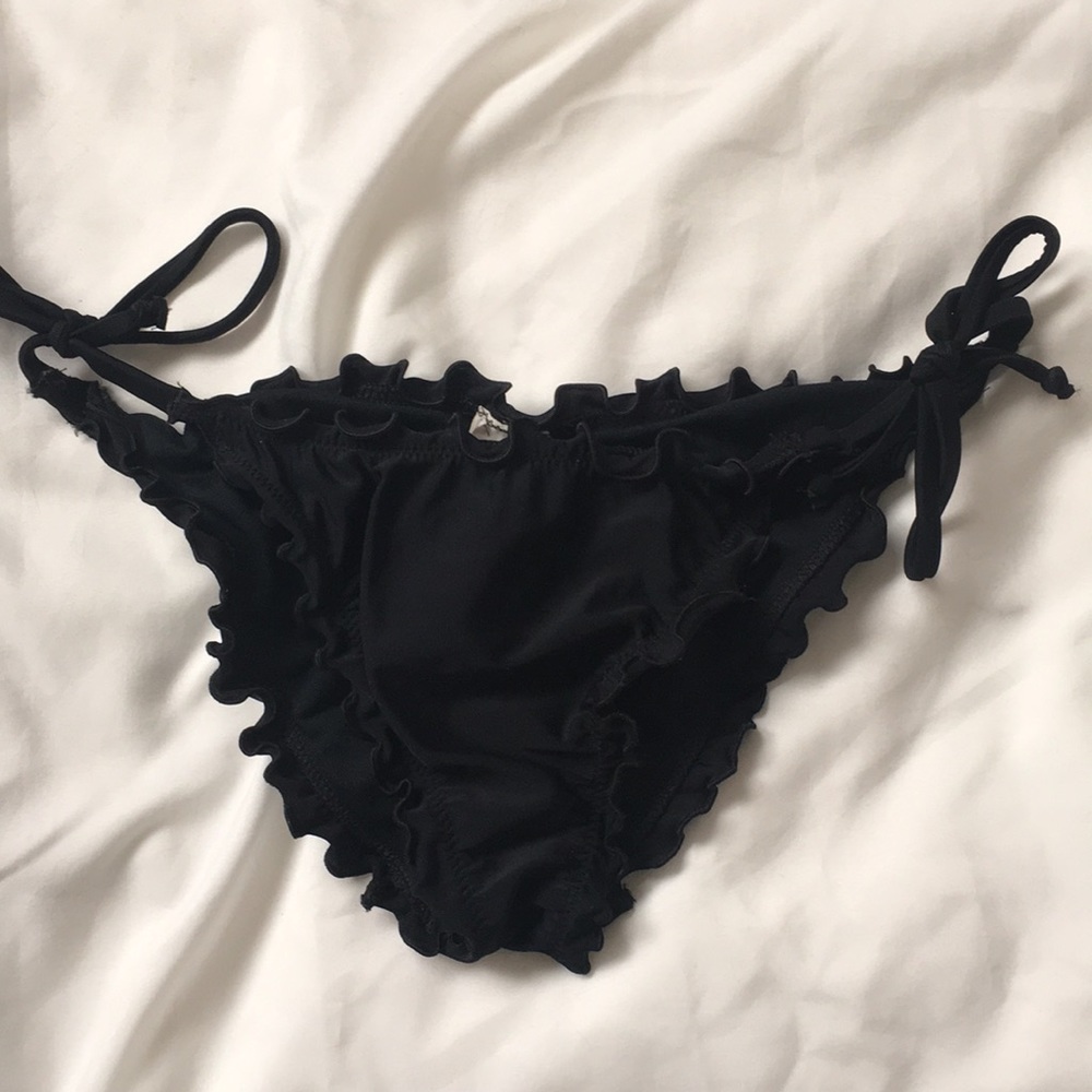 Lettuce-Hem Bikini Bottom
